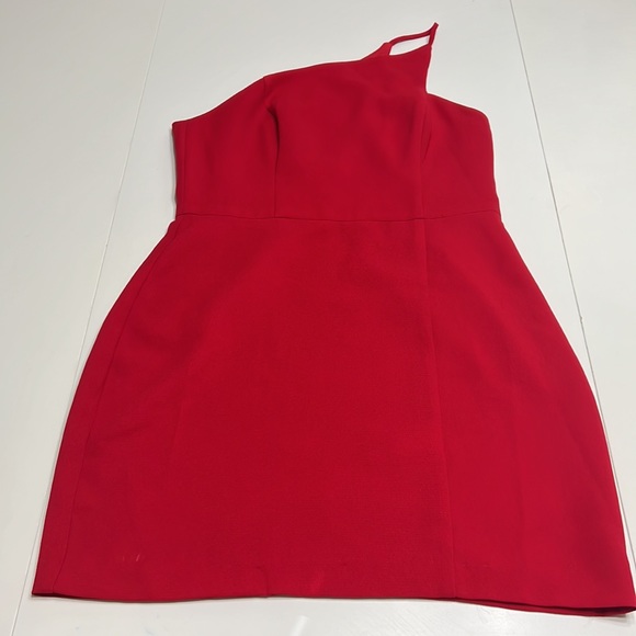 BCBG Maxazria  Red asymmetrical  one shoulder dress size 6 - Picture 2 of 3